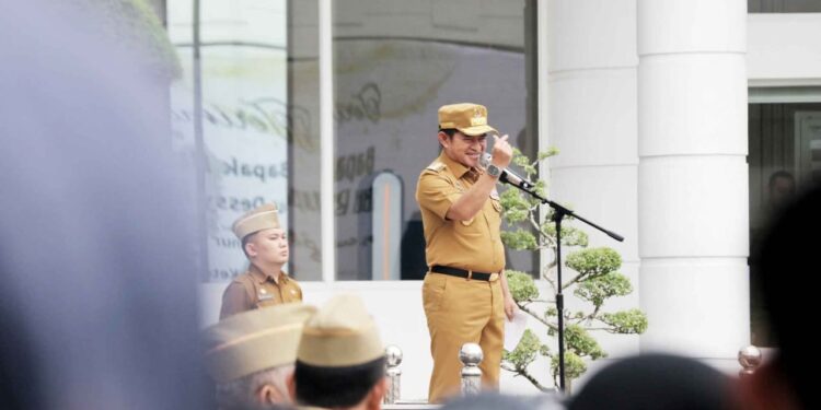 Pimpin Apel Terakhir Bersama ASN dan Staf, Ini Pj Gubsu Hassanudin 1 Pj Gubernur Sumut, Hassanudin.