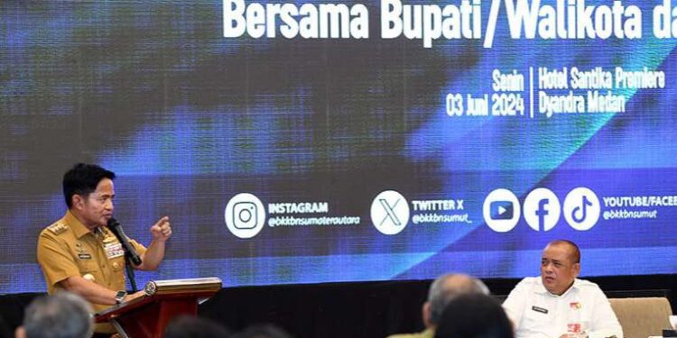 Intervensi Serentak Penurunan Stunting, Pj Gubsu Tekankan 4 Poin Ini 1 Kegiatan Intervensi Serentak Percepatan Penurunan Stunting, di Hotel Santika Dyandra Premiere Dyandra, Medan, Senin (3/6/2024).