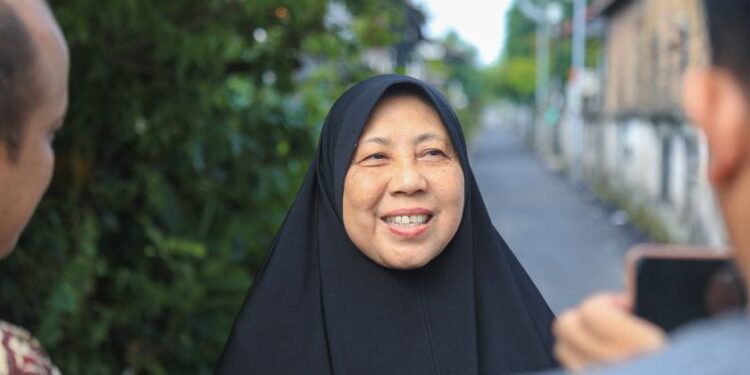 Jalan Gang Rahmat Medan Amplas Selesai Diaspal 1 Salah satu warga Gang Rahmat, Lingkungan 5, Kelurahan Sitirejo II, Kecamatan Medan Amplas.