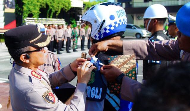 Digelar hingga 28 Juli, Ini Sasaran Operasi Patuh Toba 2024 1 Apel Gelar Pasukan Operasi Toba 2024 digelar, Senin (15/7/2024), di Lapangan Mapolrestabes Medan.