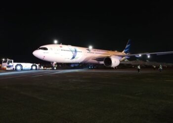 Garuda kembali menunda penerbangan jemaah haji Indonesia.