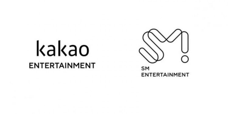 Logo Kakao dan SM Entertainment.