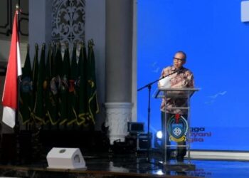 Sebanyak 2.271 PPPK tahuun 2023 di lingkungan Pemprov Sumut menerima SK pengangkatan dan melakukan Penandatanganan Perjanjian Kerja PPPK Formasi Tahun 2023, di Aula Raja Inal Siregar, Kamis (18/7/2024).