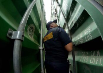 Kanwil Bea Cukai Jawa Timur II menerbitkan izin fasilitas kawasan berikat kepada PT Sintec Industri Indonesia yang berlokasi di Madiun dengan hasil produksi berupa sepatu.