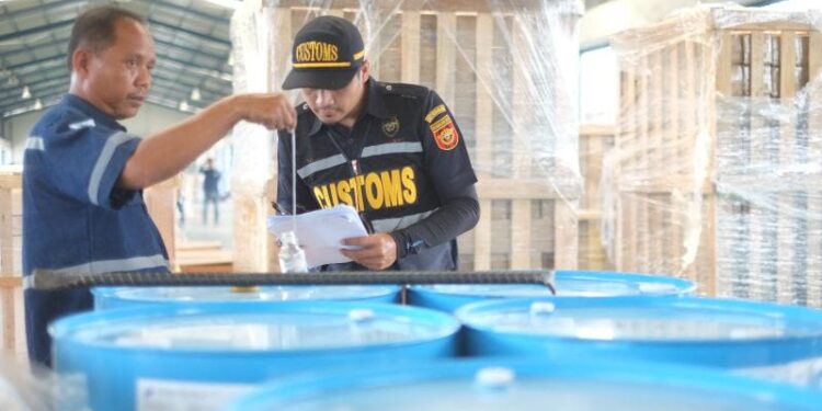 Bea Cukai, Kejaksaan dan Imigrasi Sinergi Tingkatkan Pengawasan di Banten dan Parepare 1 Bea Cukai jalin sinergi dan koordinasi dengan beberapa instansi.