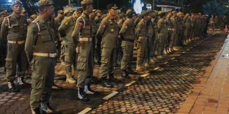 Pemko Medan Tertibkan PKL Jelang PON XXI Aceh-Sumut 2024 1 Penertiban PKL jelang PON XXI Aceh-Sumut 2024.
