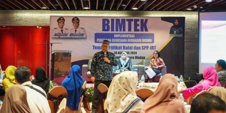 Pelaku UMKM Medan Ikuti Bimtek Soal Sertifikat Halal dan SPP-IRT 1 Bimbingan Teknis (Bimtek) Perizinan Berusaha Berbasis Risiko, Jumat (30/8/2024).