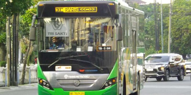 Bus Trans Metro Deli.