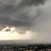 BMKG Ingatkan Waspadai Bencana Hidrometeorologis di Sumut, Apa Itu? 2 Ilustrasi hujan lebat.