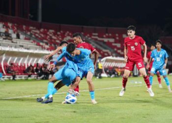 Laga uji coba internasional Tim U-17 Indonesia vs India, di Stadion Kapten I Wayan Dipta, Bali, Minggu (25/8/2024).
