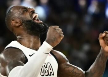Pemain Los Angeles Lakers LeBron James.