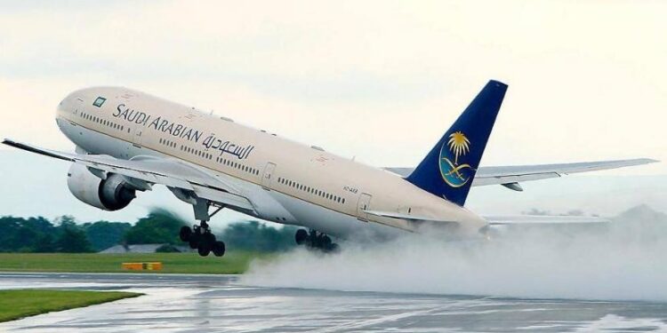 Tiga Maskapai Ini Resmi Layani Penerbangan Umrah Langsung dari Kualanamu 1 Maskapai Saudia Airlines.