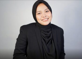 Maya, pemilik bisnis penyewaan baju pengantin The Gaun By Maya.