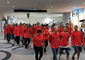 Kemlu RI membantu pemulangan 179 PMI kelompok rentan yang ditahan di berbagai DTI di Malaysia ke Indonesia.