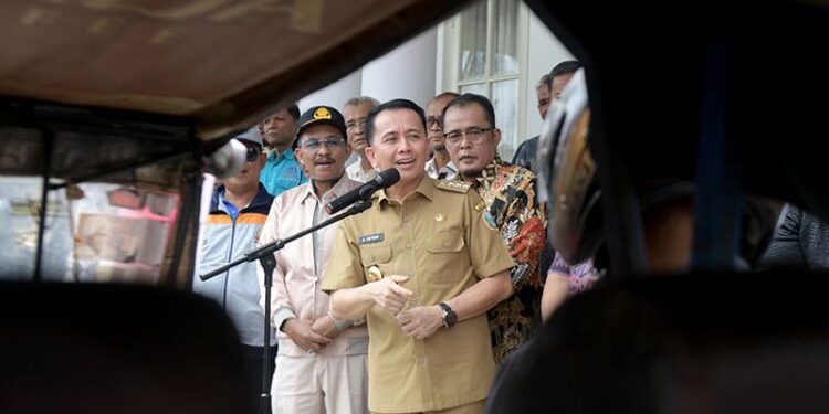 Perlu Anda Catat! Ini Kontak Penting Selama PON XXI Berlangsung di Sumut 1 Penjabat (Pj) Gubernur Sumatera Utara (Sumut), Agus Fatoni, berbicara soal kesiapan PON.