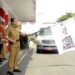 Pj Gubsu, Agus Fatoni, yang juga Ketua PB PON XXI Wilayah Sumut melepas Parade Ambulans PON XXI.