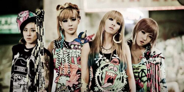 2NE1.