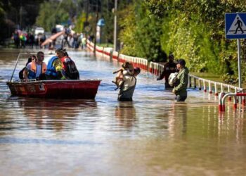 Pemerintah Polandia berencana menetapkan status bencana alam akibat banjir yang terus berlanjut di provinsi-provinsi barat daya.