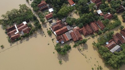 Indonesia Nomor 2 Negara Paling Rentan Alami Bencana Alam Tahun 2024 1 Ilustrasi bencana banjir di Indonesia.