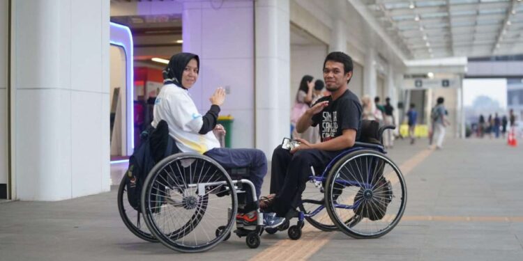 Whoosh Layani 10.000 Lebih Penumpang Prioritas 1 KCIC komit sediakan layanan transportasi yang nyaman dan ramah penyandang disabilitas.