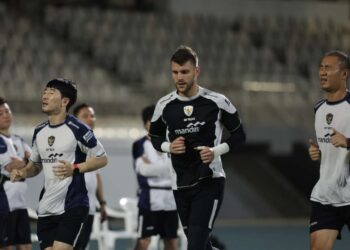 Timnas Indonesia sedang berlatih jelang laga lawan Arab Saudi.