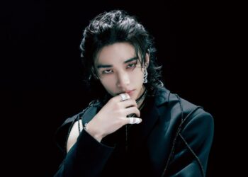 Foto teaser Hyunjin Stray Kids untuk album Jepang, GIANT.