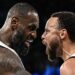 Cedera Pergelangan Kaki, Stephen Curry Bakal Absen Dua Laga NBA 2 LeBron James dan Stephen Curry merayakan di akhir pertandingan bola basket semifinal putra antara AS dan Serbia pada Olimpiade Paris 2024, di Bercy Arena di Paris pada Kamis (8/8/2024).
