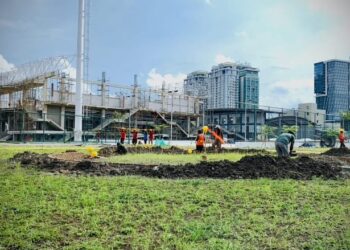 Revitalisasi Stadion Kebun Bunga.