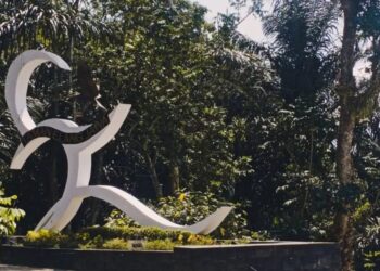 Salah satu spot wisata di Kebun Raya Tidar, yang terdapat di sisi timur Gunung Tidar.