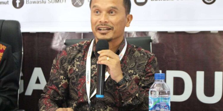 Koordinator Divisi Hubungan Masyarakat, Data Informasi Bawaslu Sumut, Saut Boangmanalu.
