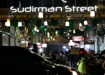 Sudirman Street Food, di Kota Bandung.