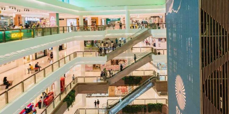 Suasana Sun Plaza, Medan.