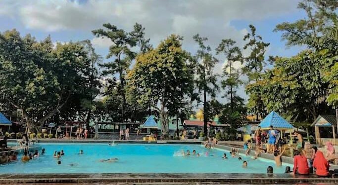 Kondisi Kolam Renang Deli.