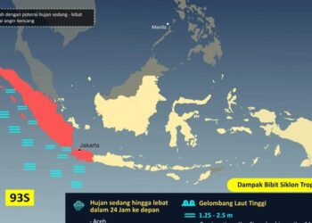 Bibit Siklon Tropis terpantau dan masyarakat diminta waspada.