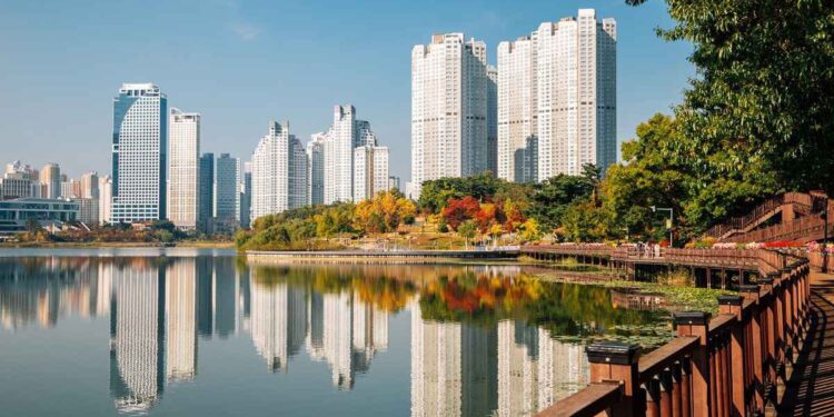 Ini Alasan Kenapa Suwon Harus Masuk List Tujuan Wisata ke Korea 1 Kota Suwon, Korea Selatan.