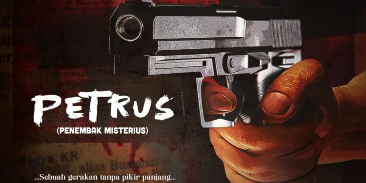 Film Dokumenter Petrus Tayang Mulai 8 Desember 1 Poster film dokumenter berjudul "Petrus" yang bakal ditayangkan di layanan KlikFilm mulai 8 Desember 2024.
