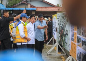 Peninjauan Kelurahan  Belawan Bahari, Kecamatan Medan Belawan, Selasa (24/12/24).