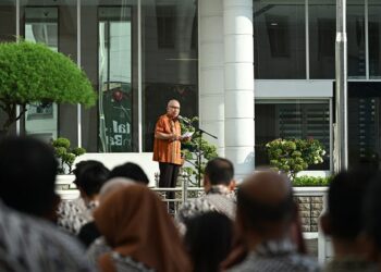 Apel perdana awal tahun 2025, di Halaman Kantor Gubernur Jalan Diponegoro 30 Medan, Kamis (2/1/2025).