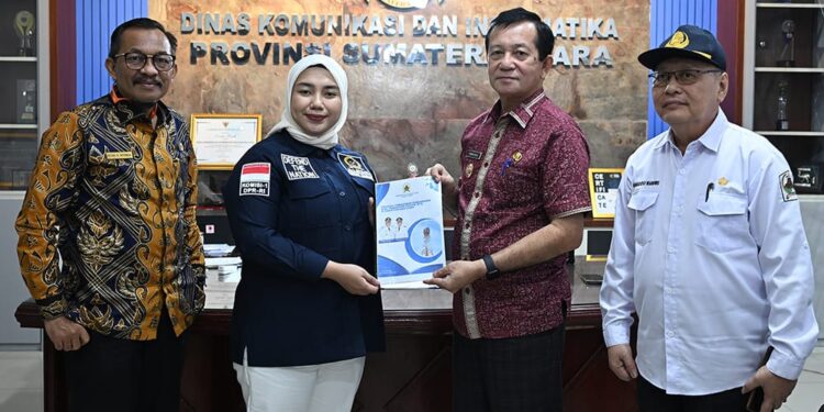 Terima Kunker Komisi I DPR RI, Kadis Kominfo Beberkan Soal Blankspot di Nias 1 Kunker Anggota Komisi I DPR RI, Trinovi Khairani Sitorus ke Pemprov Sumut.