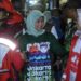 Plt Wali Kota Jakarta Timur Beri Bantuan Penyintas Rumah Ambruk Malaka Jaya 2 Plt Wali Kota Administrasi Jakarta Timur, Iin Mutmainnah, memberikan bantuan bagi korban penyintas rumah ambruk, di Jalan Bunga Rampai Gang 2, RT 008 RW 06 Kelurahan Malaka Jaya, Kecamatan Duren Sawit, Rabu (29/1/2025) malam.