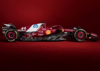 Tampilan dari mobil Ferrari SF-25 yang diluncurkan di London's The O2, London, Rabu (19/2/2025).
