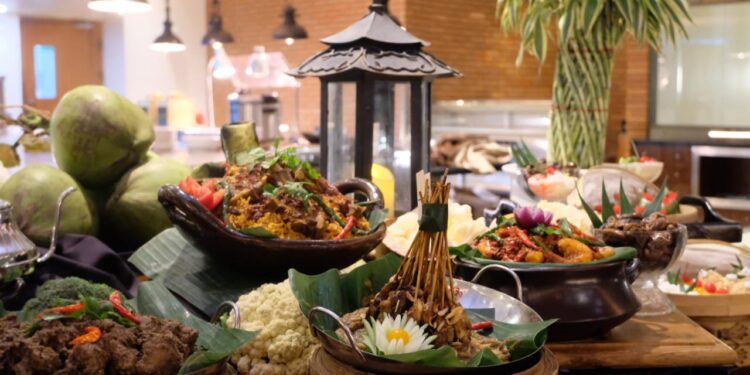 Grand Mercure Medan Angkasa Hadirkan Penawaran Eksklusif Ramadan Kareem 1 Hidangan buffet buka puasa Grand Mercure Medan Angkasa.