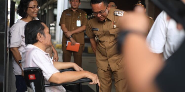 Tinjau RSUD Dr Pirngadi, Wakil Wali Kota Medan Tekankan Hal Ini 1 Wakil Wali Kota Medan, Zakiyuddin Harahap, melakukan peninjauan ke RSUD Dr. Pirngadi Medan.