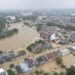 Pemerintah Gerak Cepat Tangani Banjir di Beberapa Wilayah 2 Banjir merendam nyaris semua wilayah di Kota dan Kabupaten Bekasi, Jawa Barat, pada Selasa (4/3) akibat hujan lebat sejak Senin (3/3).