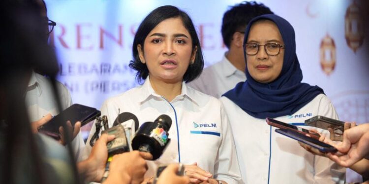 PELNI Siap Layani Pemudik Selama Lebaran 2025 1 Direktur Utama PELNI, Tri Andayani, saat memberikan keterangan terkait kesiapan PELNI di Lebaran 2025.