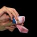 5 Tips Bijak Kelola THR Biar Nggak Habis dalam Sekejap 2 Ilustrasi rupiah.