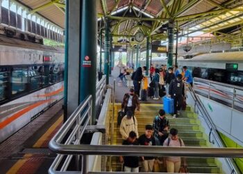 Stasiun Gambir.