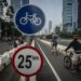 DKI Bakal Bangun Jalur Sepeda Tambahan Sepanjang 3,8 Km 2 Jalur sepeda di Jakarta.