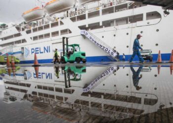 Kapal PELNI.