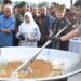 Masak besar YouTuber Bobon Santoso bersama Gubernur Sumut, Muhammad Bobby Afif Nasution.